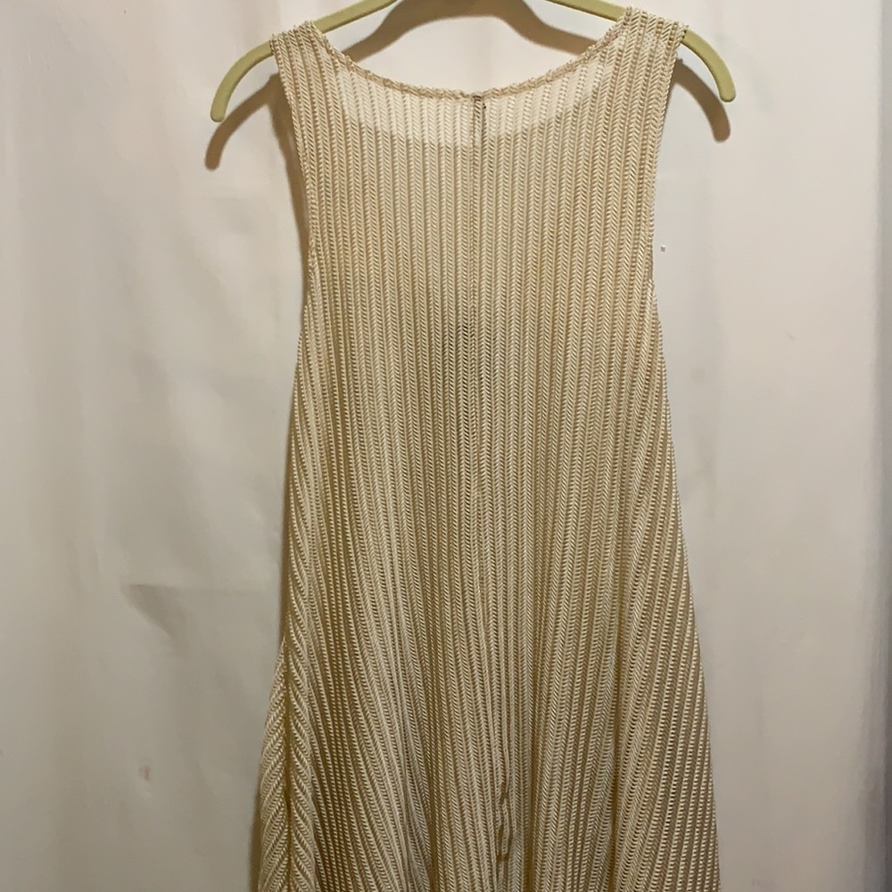 PARADISE ASYMMETRICAL TOP SZ S/M CROCHETED CREME FLOPPY POCKETS/LG BUTTON - Picture 7 of 8